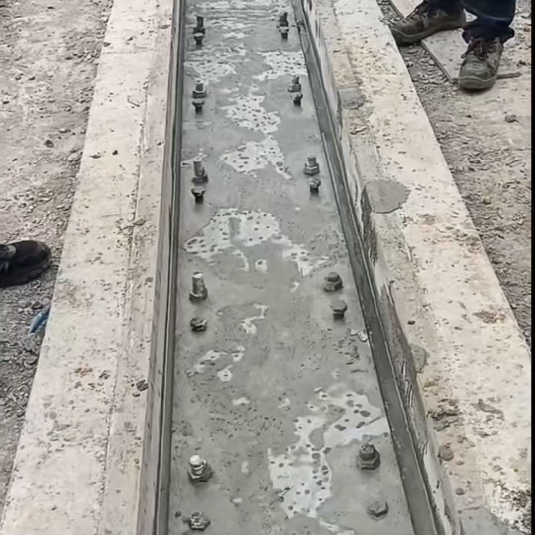 张湾环氧树脂轨道胶泥是什么？用在哪里？